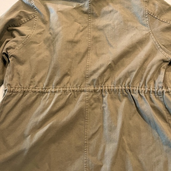 Zara. Army Green Utility Jacket. Cinchable drawcord at waist - Picture 7 of 7